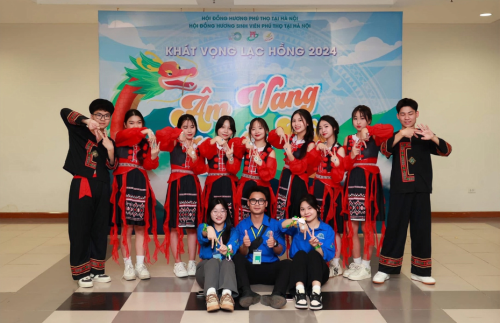 Trần Thị Quỳnh Hoa - Ươm mầm sự tử tế bằng tiếng nói quê hương