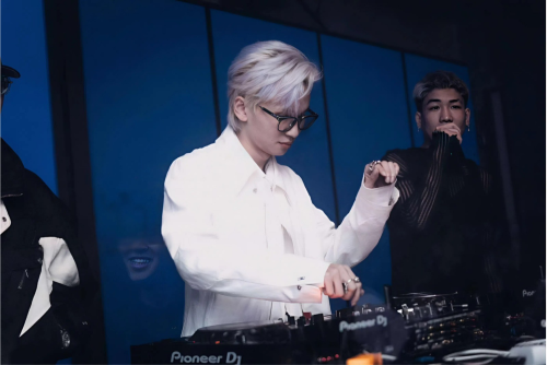 DJ Atom: 'Tôi sẽ sống với âm nhạc cả đời'
