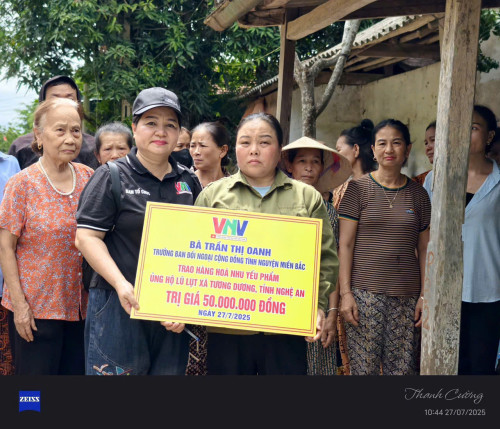 Giữa tâm bão, một người giữ mạch yêu thương