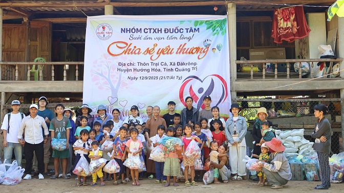 ẢNH 3 Hình ảnh chuyến đi tình nguyện tỉnh Quảng Trị của nhóm CTXH Đuốc Tâm (1) (1)