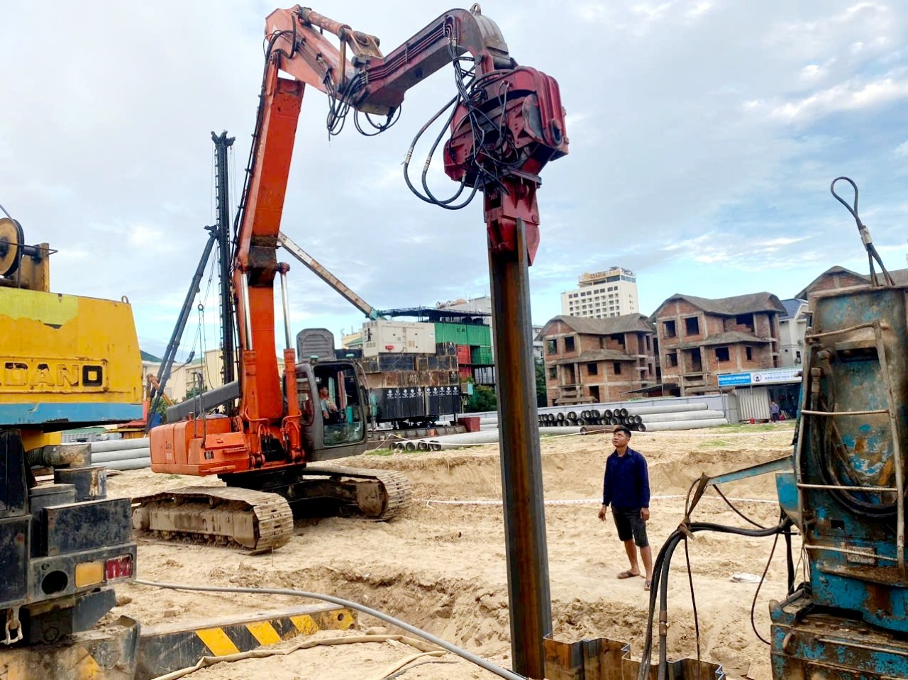 Dịch vụ thi công ép cừ thép tại TPHCM uy tín, chuyên nghiệp, giá tốt